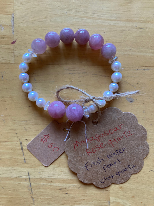 POWER STONE BRACELET 60: Hand-crafted Bracelet by TOMOKA with various power stones and/or pearls